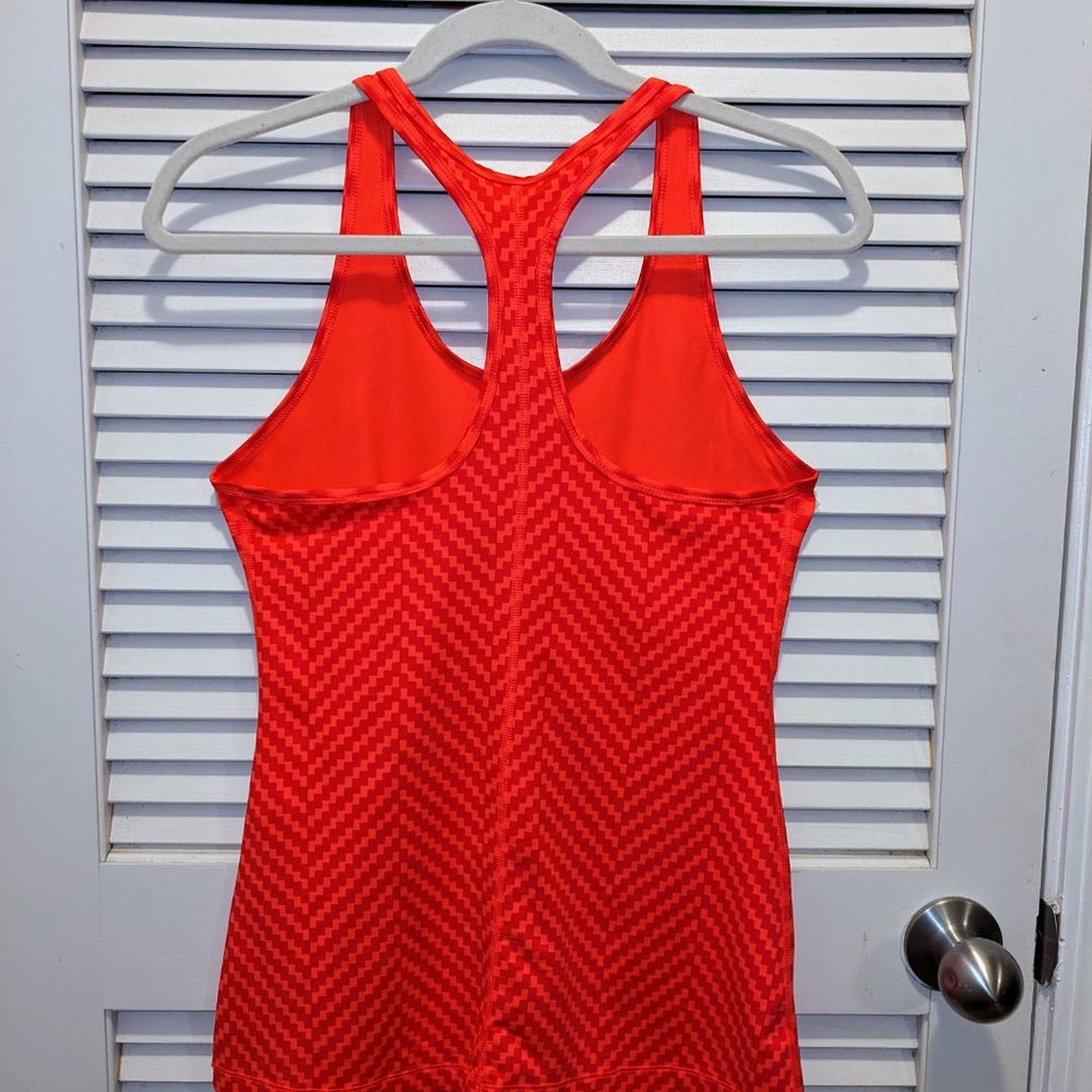 Nike 613623 Women's Dri Fit Ikat G87 Slim Fit Racerback Tank Top Crimson Medium - Picture 6 of 7